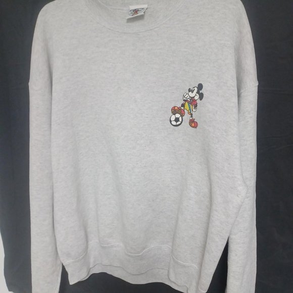 Vintage 90's Mickey Mouse International Soccer Themed Sweatshirt Large - Picture 7 of 7